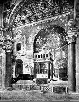 Images Dated 6th September 2007: The platform of the Church of Santa Maria in Trastevere, Rome