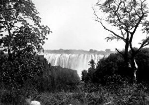 Mosi-oa-Tunya / Victoria Falls Collection: View of Victoria Falls from Knife Edge in Africa