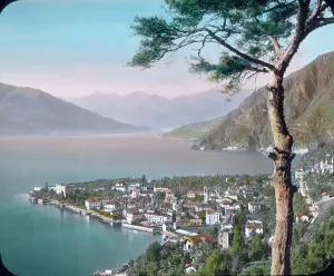 Northern Italy Mountains Prints: Der Comer See