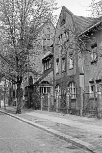 Frankfurt / Oder Print: Entrance to a Nuns-Led Children's Home, 1948