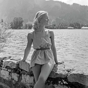 1957 German Swimsuit Print