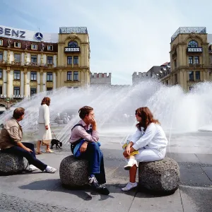 München Springbrunnen Print, Karlsplatz Stachus scene
