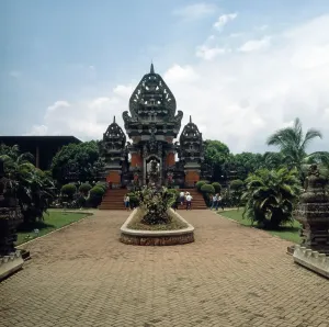 Java / Indonesien Print: Taman Mini Indonesia Indah Theme Park Photo