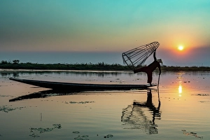 Southeast Asia Evening Atmosphere Prints: 5877752