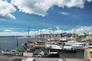 Urban Architecture Europe Prints: Aker brygge