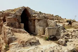 Deserted Ancient Building Prints: Ancient palace complex of Vuni
