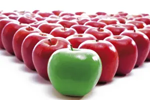 Fruity Still Life Images Prints: Apples arranged in a triangle