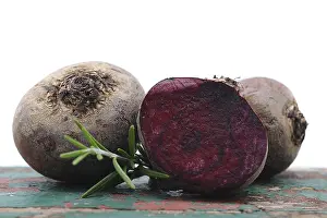 Deserted Studio Background Prints: Beetroot