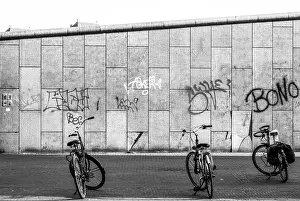 European Modern Architecture Style Prints: Three bicycles in front of the wall