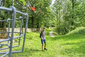 Golf Prints: Disc Golf Print: Boy Throws at Volkspark Potsdam