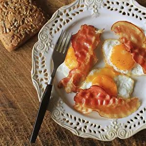 Country Style Breakfast Prints: Breakfast, crispy bacon, fried eggs and bread