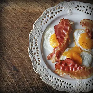Country Style Breakfast Prints: Breakfast, crispy bacon, fried eggs and bread