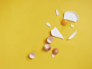 Empty Symbolic Picture Prints: Broken egg plate error concept 404