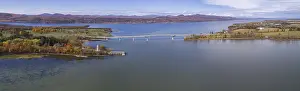 Uninhabited US Landscape Prints: Brucke uber den Lake Champlain