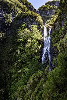 Images Dated 2nd April 2024: Cascata do Risco Print, 8x12 inches
