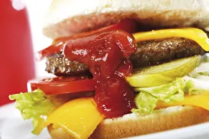 Studio Background Cuisine Prints: Cheeseburger