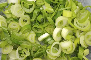 Spring Onion Nutrition Facts Prints: Chopped spring onions
