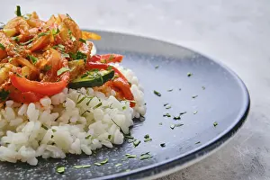 Organic Vegetable Cultivation Prints: Closeup view of pulled beef with steamed bell pepper