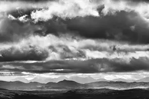 Cloudy Norway Landscape Prints: Cloud atmosphere in the mountains