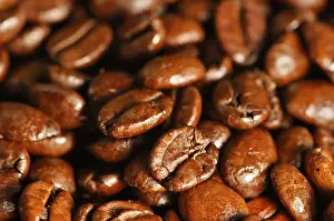 Coffee Beans Close Up Prints: Coffee beans