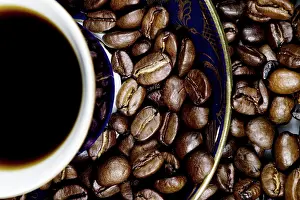 Coffee Beans Close Up Prints: Coffee beans