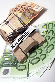 Currency Crisis Prints: Credit trap