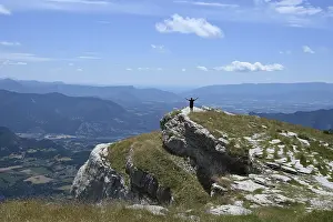 Mountainous Landscape Prints: Cuse summit
Cse summit