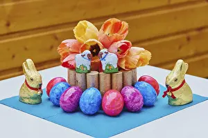 European Easter Traditions Prints: Decoration with colourful eggs