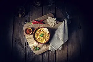 Chickpea Spread Prints: Delicious hummus paste with lemon and chilli