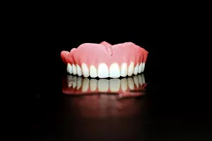 Artificial Teeth Prints: Full denture for the upper jaw made of plastic