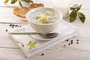 Healthy Lunch Options Europe Prints: Dill soup