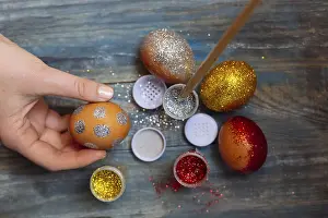 Colourful Easter Eggs Prints: DIY project and new creative idea how to color Easter eggs