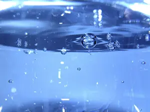 Mineral Water Prints: Drinking water in a glas