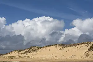 Atlantic Coast France Prints: Dune with cumulus clouds (cumulus)