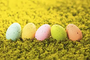 Decorative Easter Egg Arrangement Prints: Easter eggs on the grass carpet