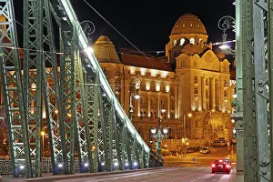 Hungarian Capital City Landmark Prints: Edited by: Helicon Filter