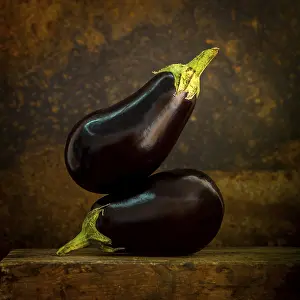 Brown Background Prints: Eggplants on a brown background