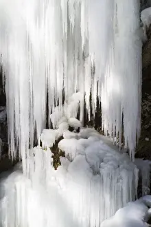 Frozen Waterfall Scene Prints: Eiszapfen