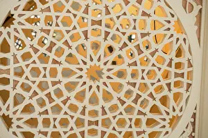 Ottoman Style Wallpaper Prints: Example of applied Ottoman art patterns