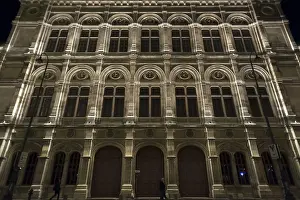 Vienna State Opera Prints: Facade of Vienna State Opera
