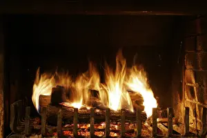 Open Fire Pit Prints: Fireplace