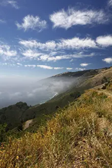 USA Coastal Landscapes Prints: Fleecy clouds at the Pacific coast