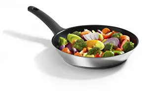 Brassicaceae Plant Photography Prints: Frying pan with mixed vegetables