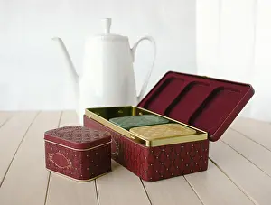 Grocery Store Beverages Prints: Gift collection in boxes of tea