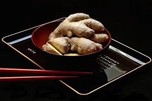 Tea Preparation Hints Prints: Ginger, ginger root in tea bowl