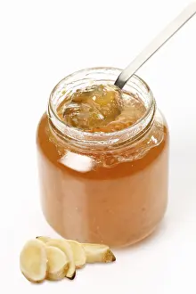 Studio Cut Out Images Prints: Ginger jam on a spoon and in a jar