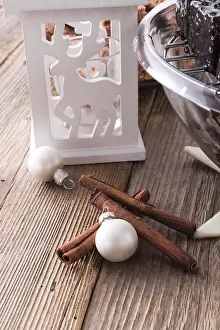 Gingerbread Dessert Prints: Gingerbread