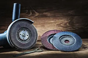 Handicraft Industry Prints: Grinding tools Angle grinder with used and new defect discs