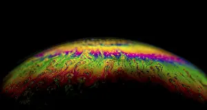 Colorful Light Reflection Prints: Interference of equal thickness