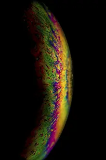Colorful Light Reflection Prints: Interference of equal thickness